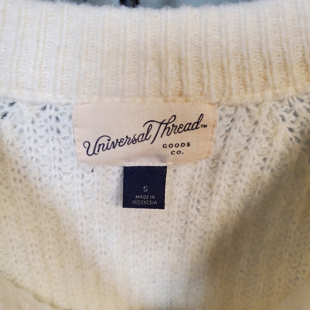 Universal Thread Cream Button-Up Cardigan - Picture 2 of 4